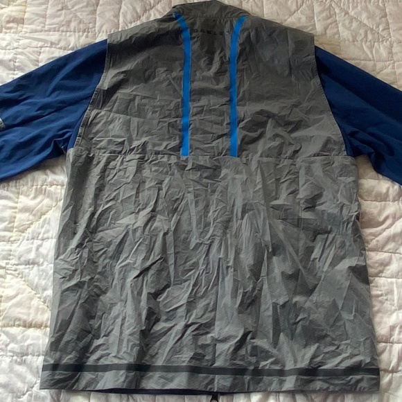 Oakley Mens Targetline Waterproof Shell Jacket Golf Zip Gray Blue Medium - Picture 4 of 6